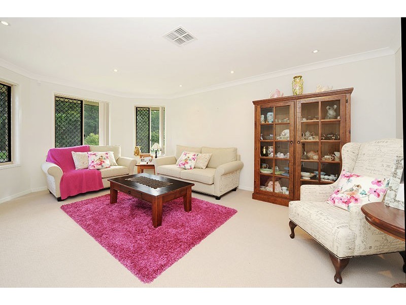 11 Ivadale Boulevard, Little Mountain QLD 4551