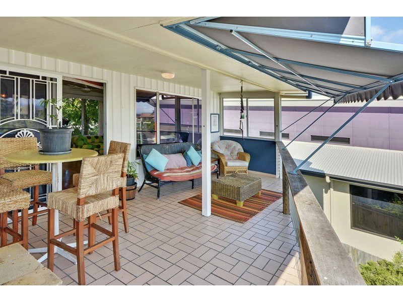11 Beausang Street, Caloundra QLD 4551