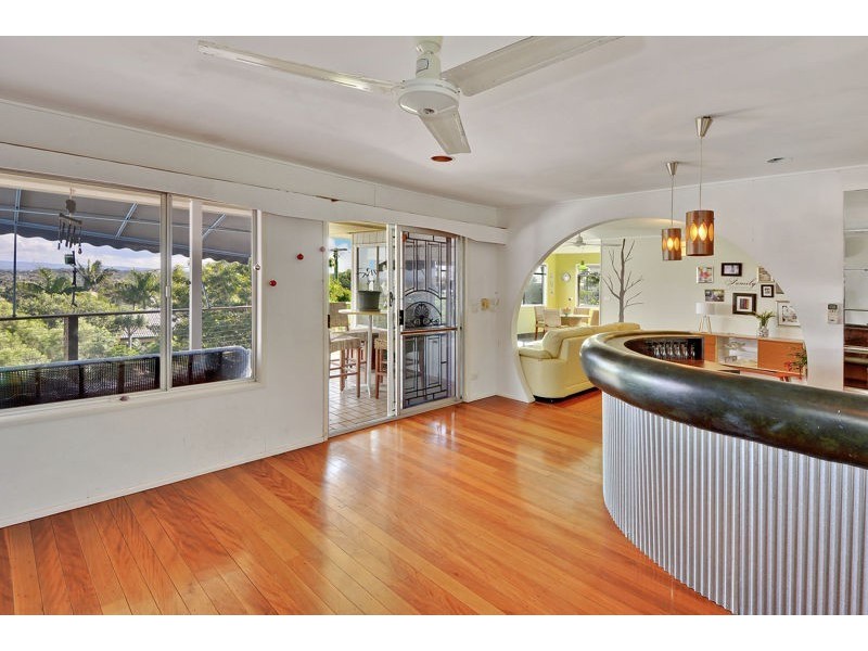 11 Beausang Street, Caloundra QLD 4551