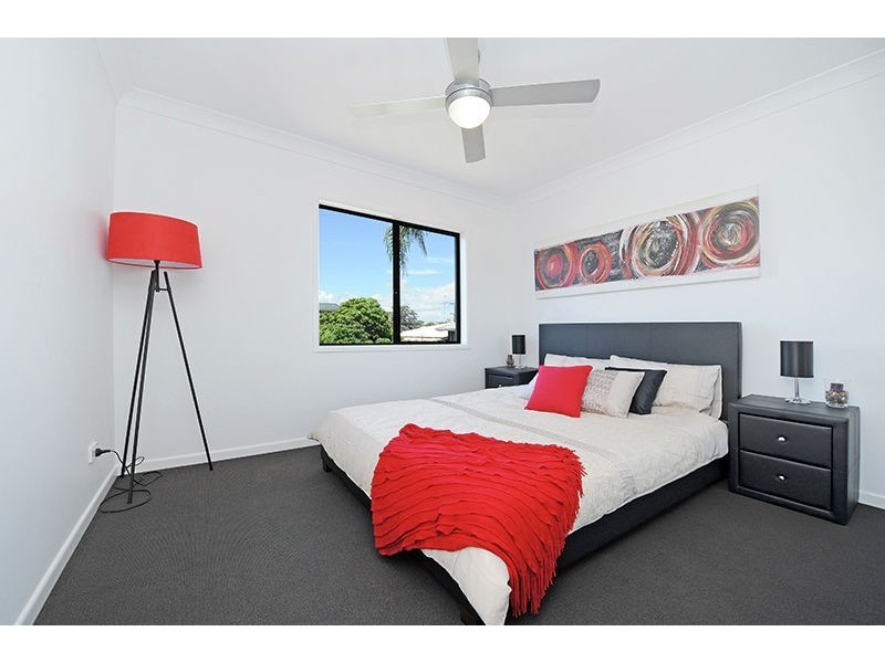 39 Elinya Street, Battery Hill QLD 4551