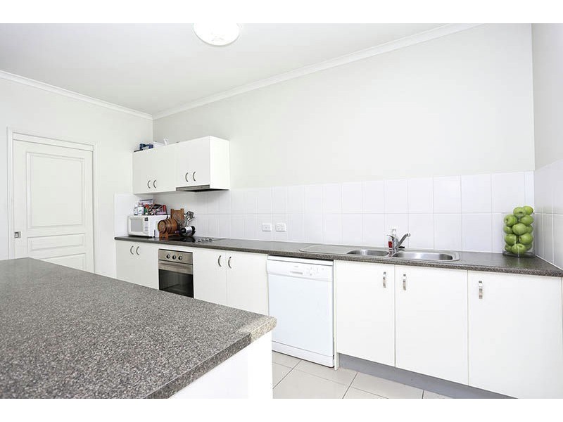 35 Kurrajong Crescent, Meridan Plains QLD 4551