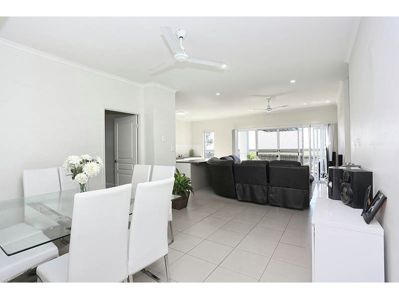 35 Kurrajong Crescent, Meridan Plains QLD 4551