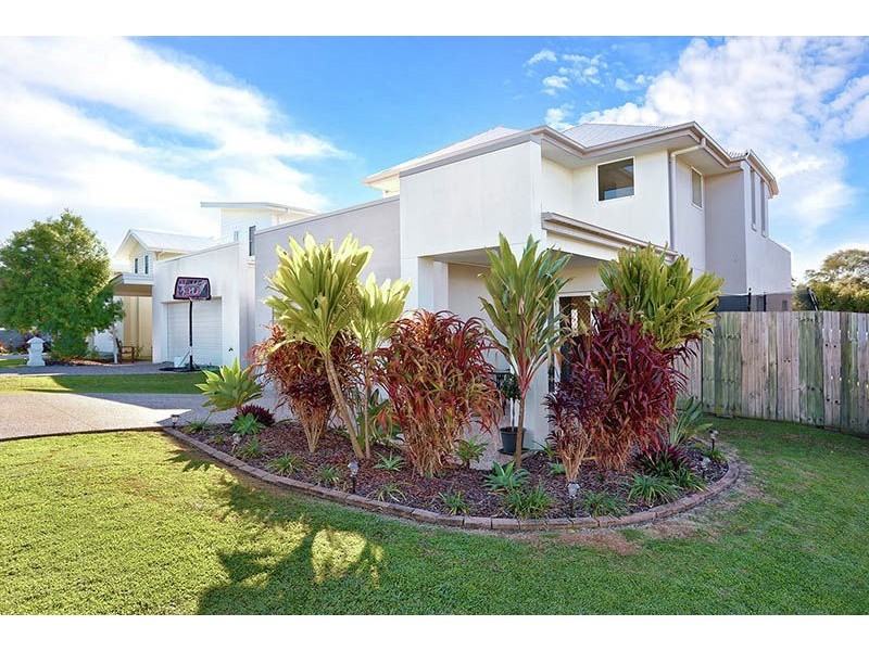 35 Kurrajong Crescent, Meridan Plains QLD 4551
