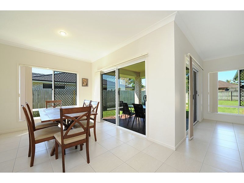 5 Kakadu Court, Little Mountain QLD 4551