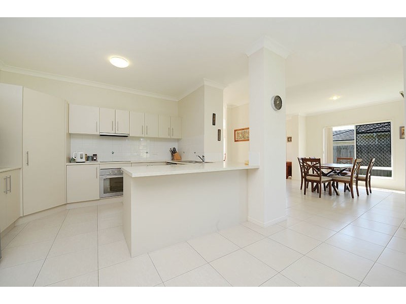 5 Kakadu Court, Little Mountain QLD 4551