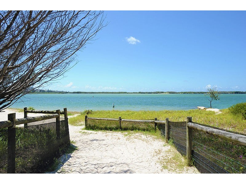 U14 Atrium 40 Esplanade, Golden Beach QLD 4551
