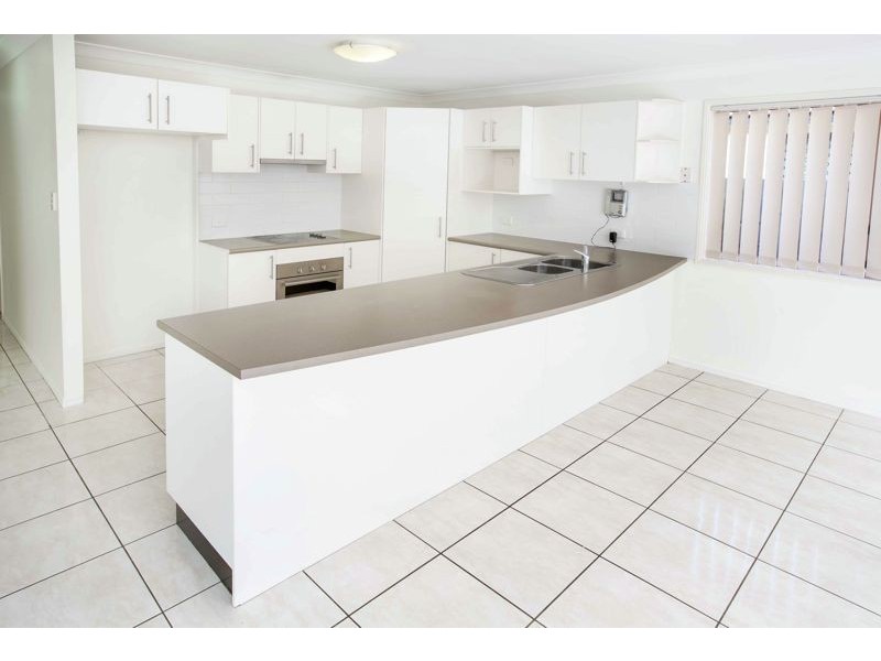 50 Amity Drive, Rothwell QLD 4022