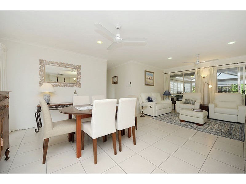 7 Parkhill Court, Little Mountain QLD 4551