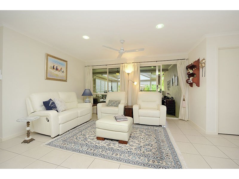 7 Parkhill Court, Little Mountain QLD 4551