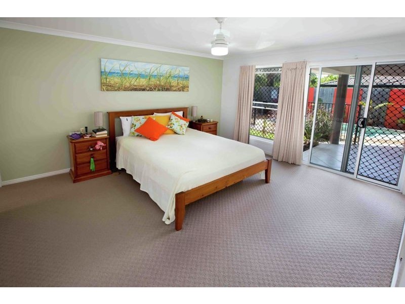 4 Bracken Place, Currimundi QLD 4551