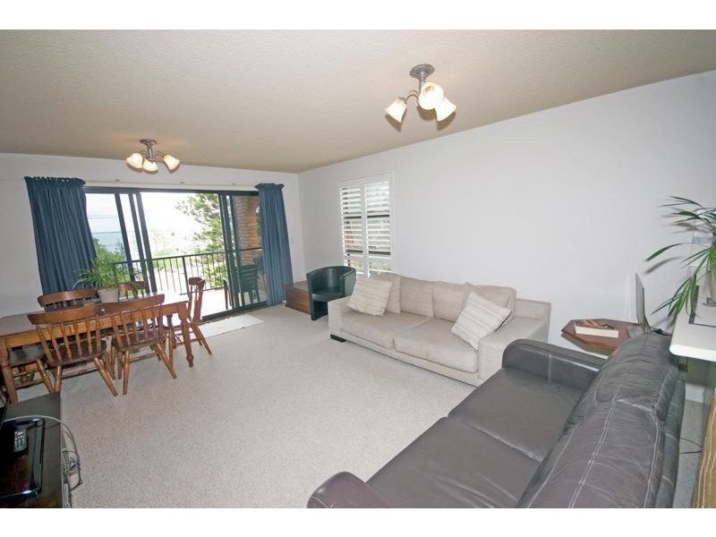 4/25a Burgess Street, Kings Beach QLD 4551