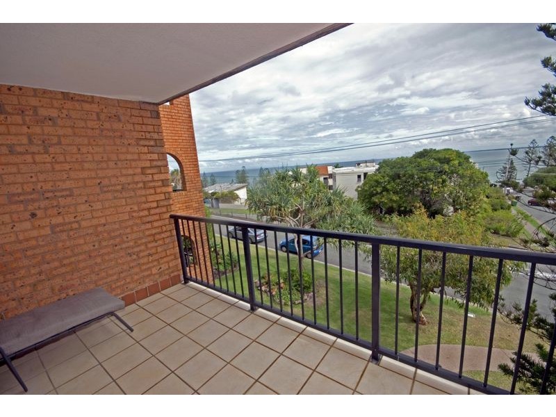 4/25a Burgess Street, Kings Beach QLD 4551