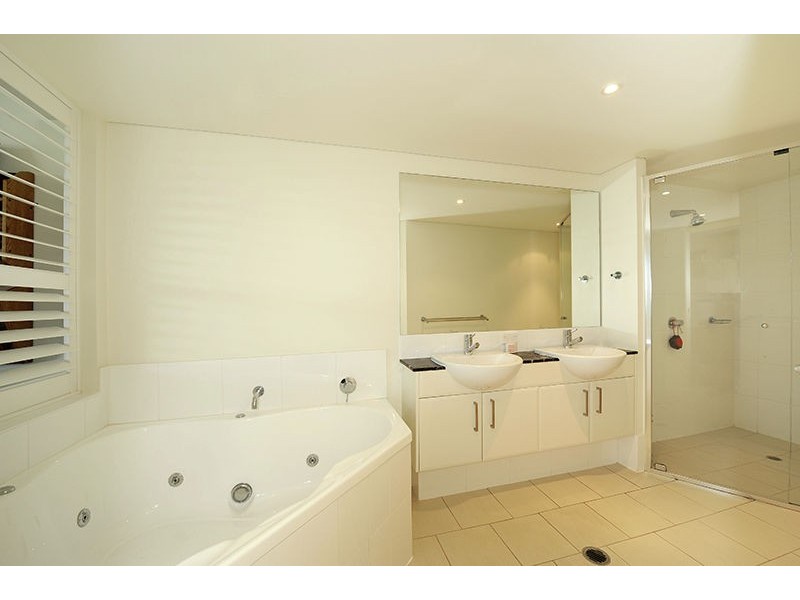 Unit 105 Points North, 42 Queen Street, Kings Beach QLD 4551
