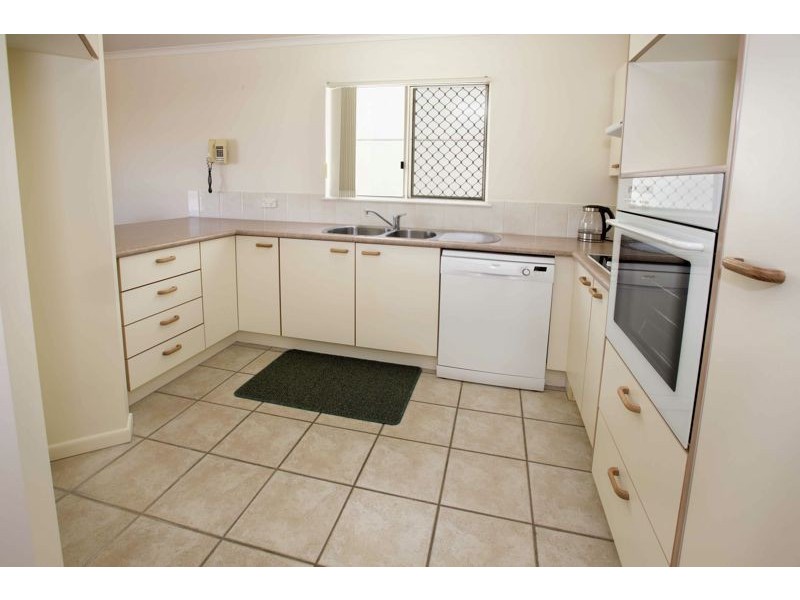 1/11 Cooma Terrace, Caloundra QLD 4551