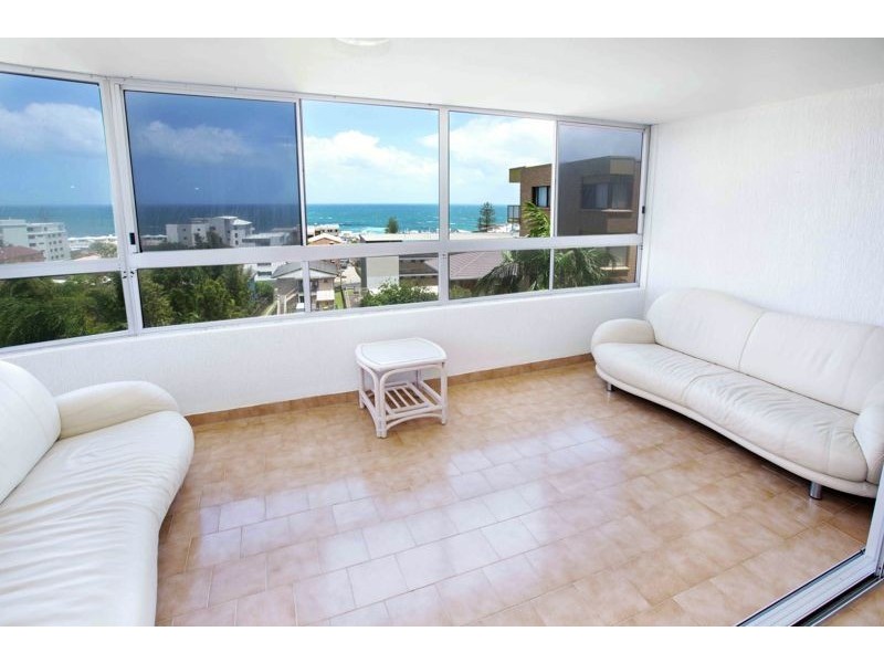 U4 Cirrus 39 Canberra Terrace, Kings Beach QLD 4551