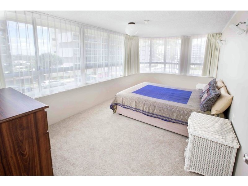 U4 Cirrus 39 Canberra Terrace, Kings Beach QLD 4551
