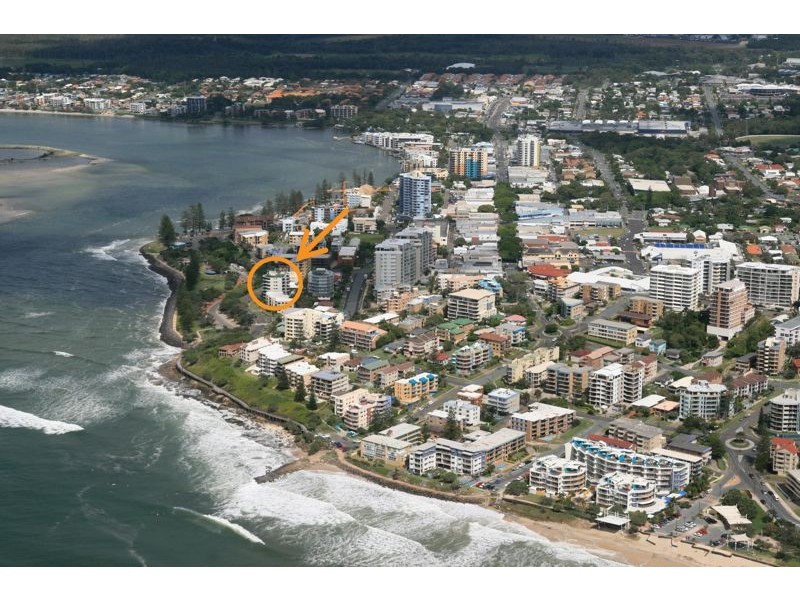 Araluen 2/10 Esplanade Bulcock Beach, Caloundra QLD 4551