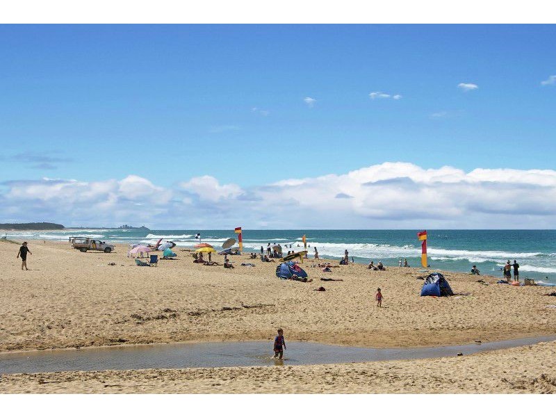 31 Dicky Beach Close, Dicky Beach QLD 4551