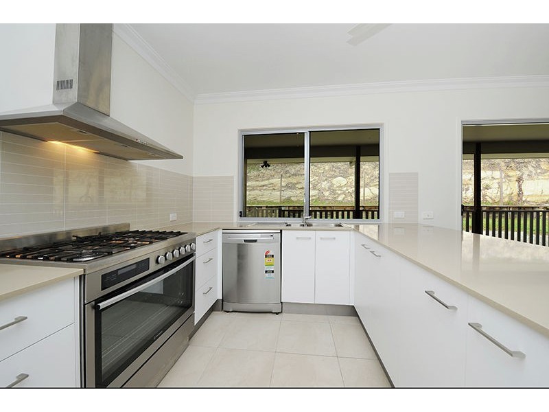 27 Dunk Place, Little Mountain QLD 4551