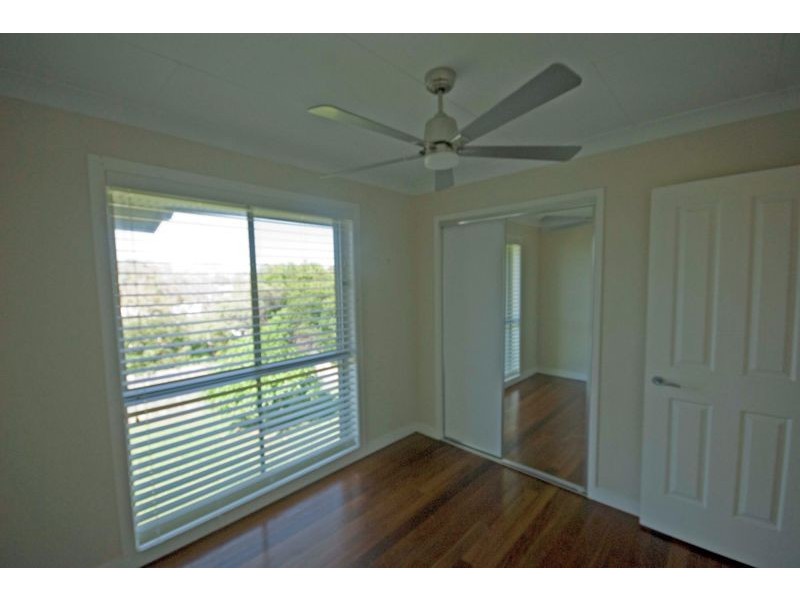 8 Teewah Street, Dicky Beach QLD 4551