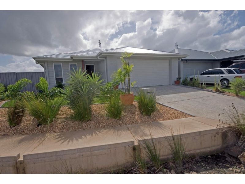 1 Sienna Street, Caloundra West QLD 4551