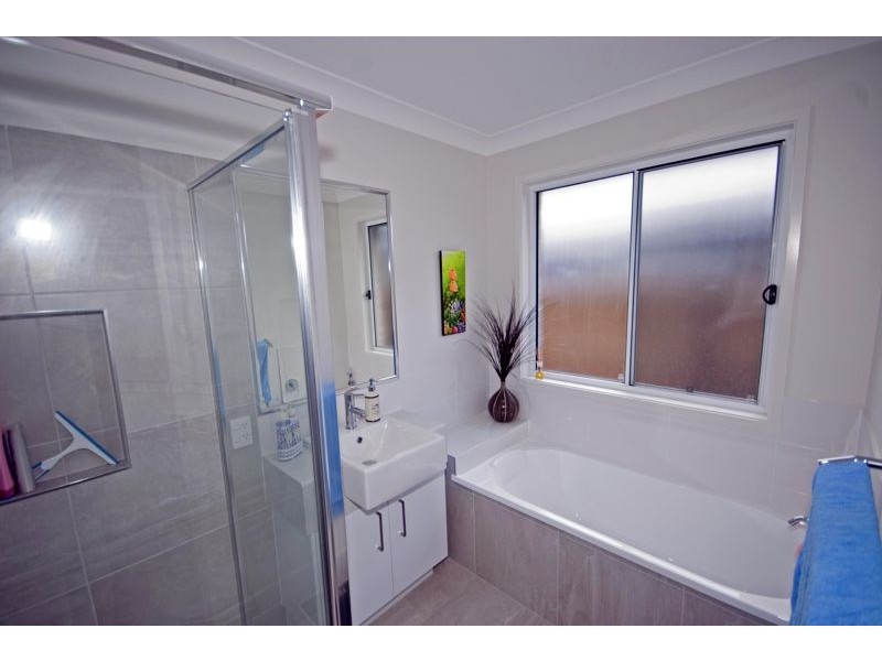 1 Sienna Street, Caloundra West QLD 4551