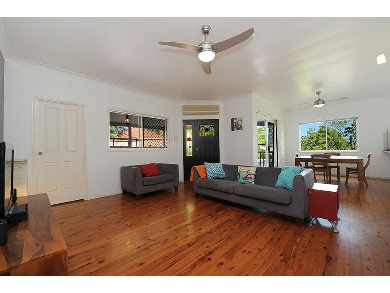 4 Satinwood Court, Caloundra West QLD 4551