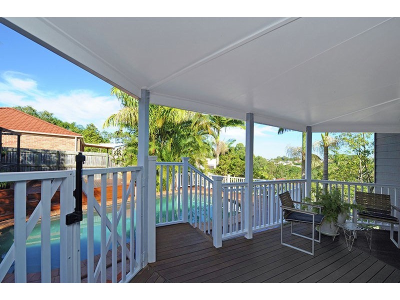 4 Satinwood Court, Caloundra West QLD 4551