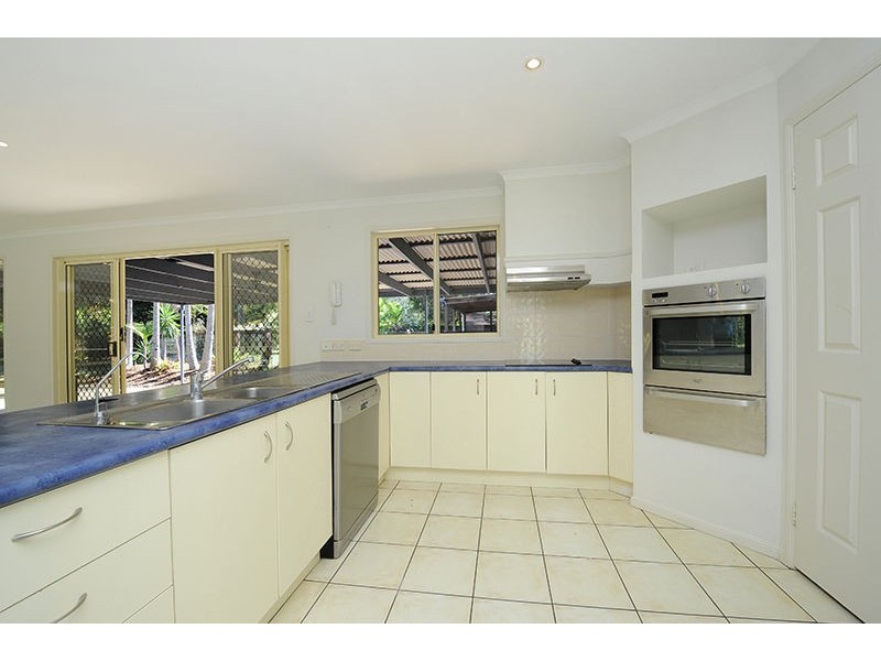 3 Bottlebrush Place, Little Mountain QLD 4551