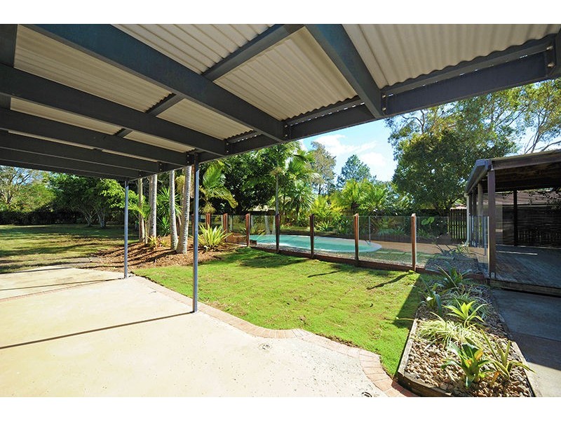 3 Bottlebrush Place, Little Mountain QLD 4551