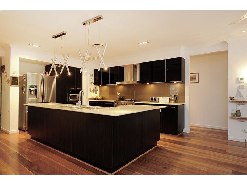 9 Wattlefield Road, Little Mountain QLD 4551