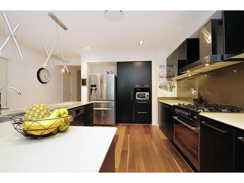 9 Wattlefield Road, Little Mountain QLD 4551