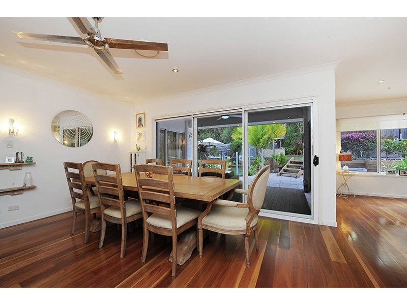 9 Wattlefield Road, Little Mountain QLD 4551