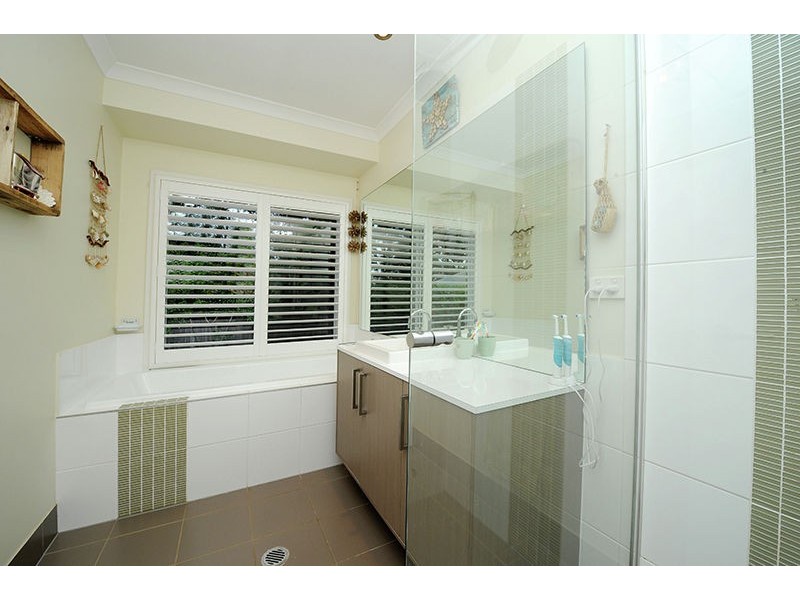 9 Wattlefield Road, Little Mountain QLD 4551