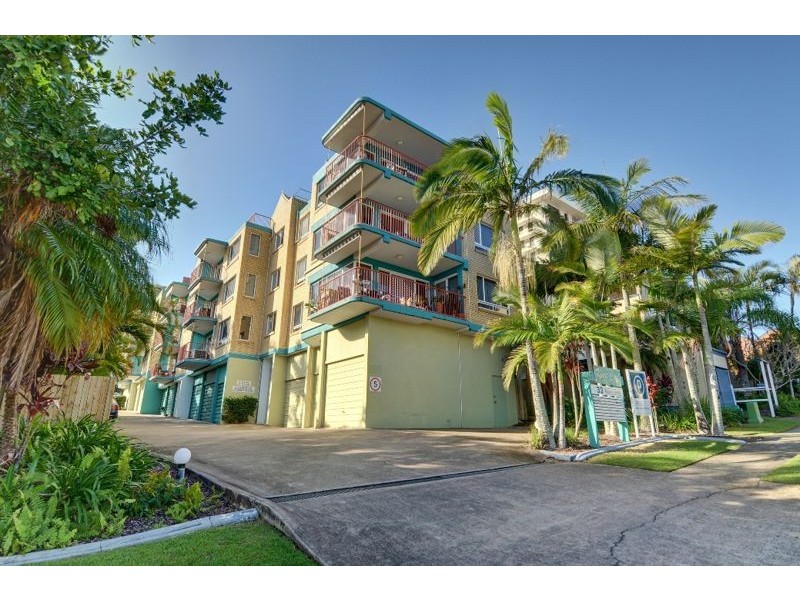 4/33 Burgess Street, Kings Beach QLD 4551