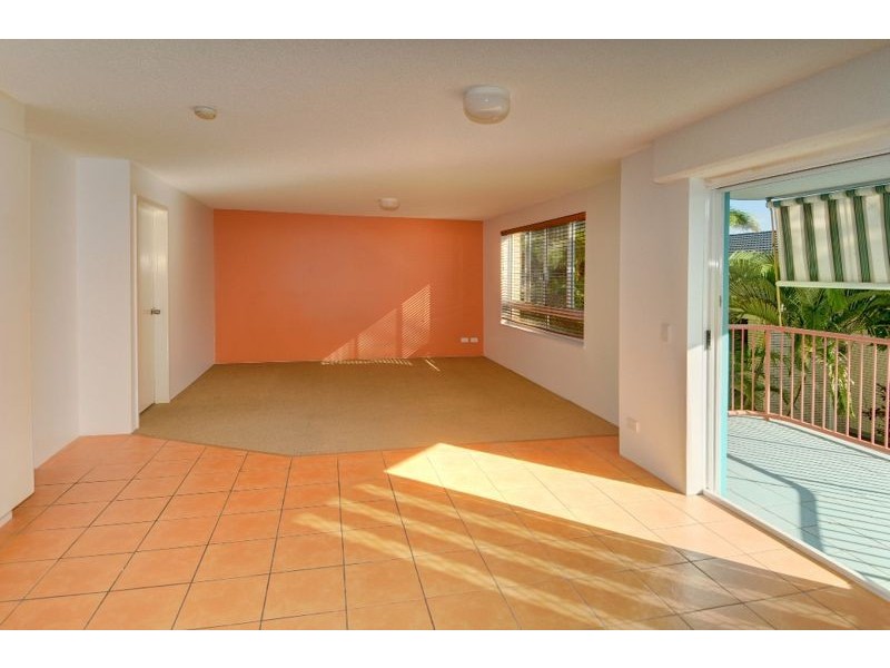 4/33 Burgess Street, Kings Beach QLD 4551