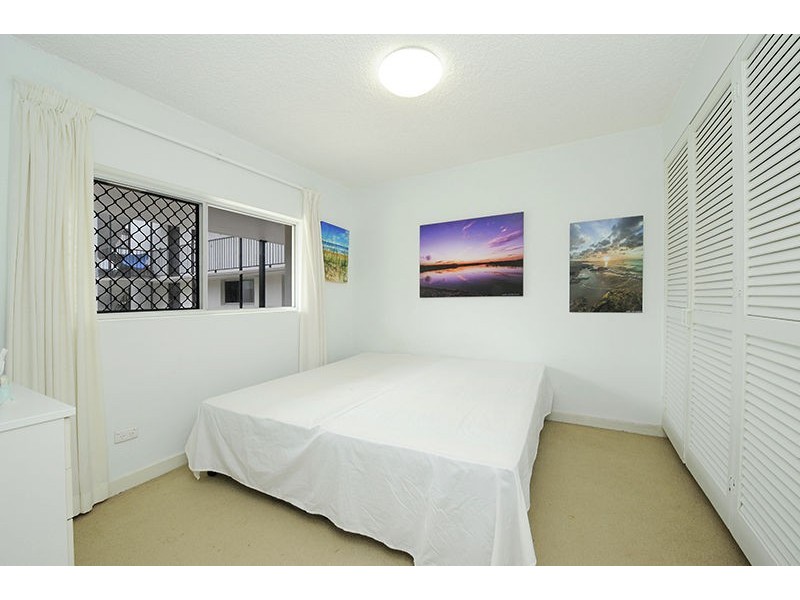 3/5 Dingle Avenue, Kings Beach QLD 4551