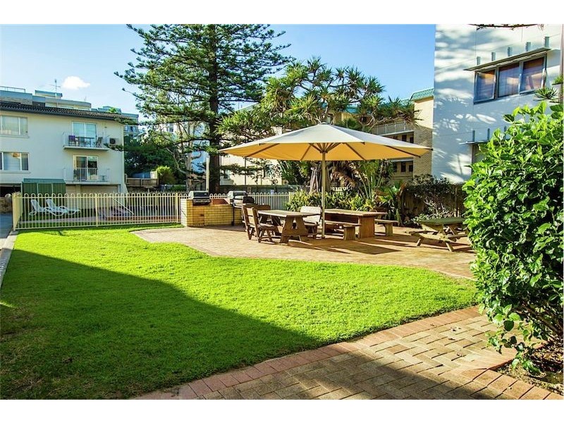 3/5 Dingle Avenue, Kings Beach QLD 4551