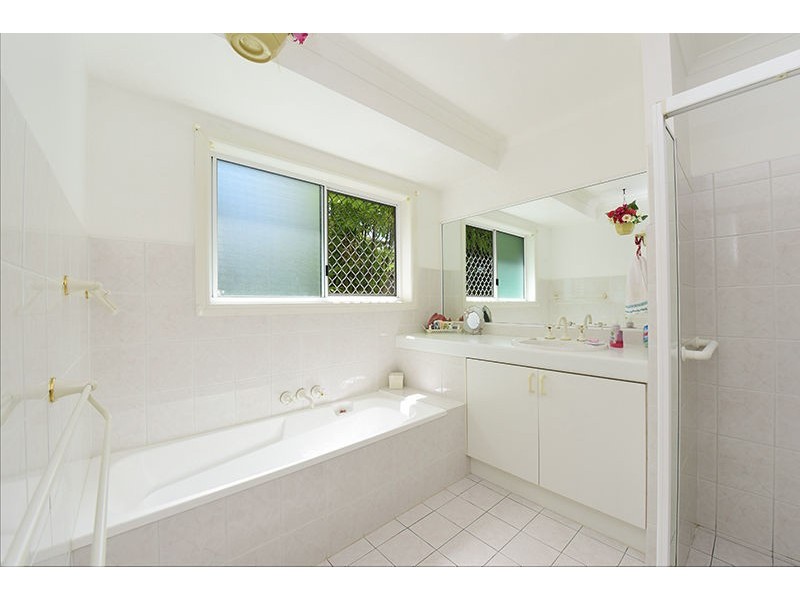 16 Kingfisher Street, Aroona QLD 4551