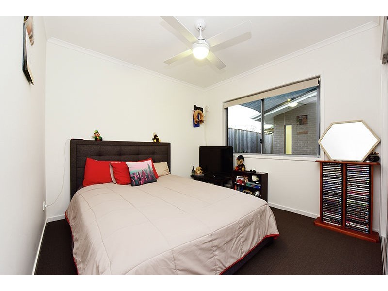 10 Highland Terrace, Little Mountain QLD 4551
