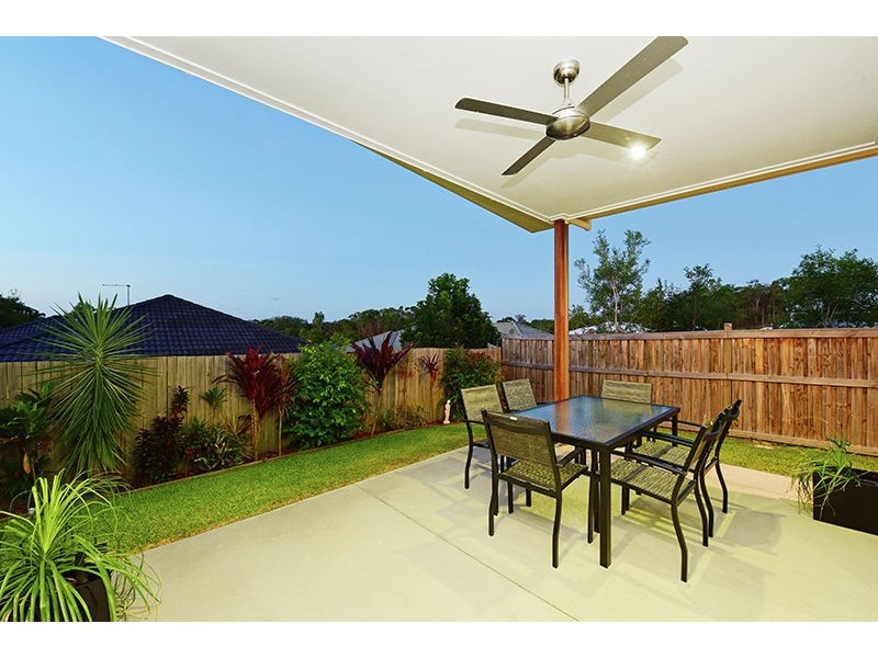 10 Highland Terrace, Little Mountain QLD 4551