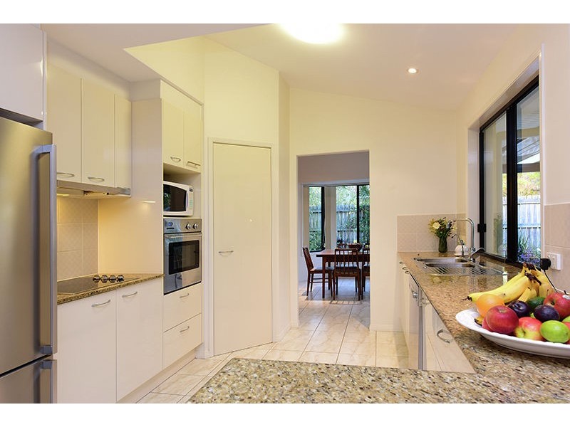 18 Montserrat Crescent, Caloundra West QLD 4551