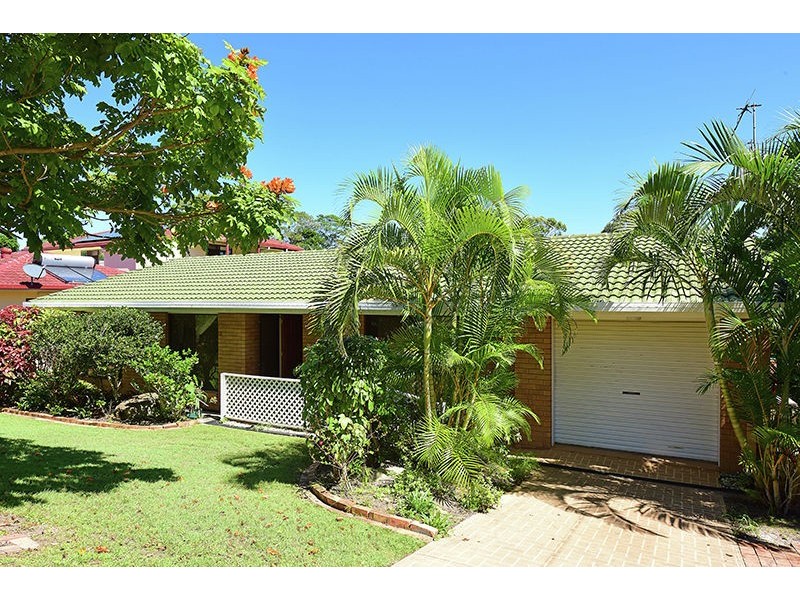 27 Hodgens Street, Caloundra QLD 4551