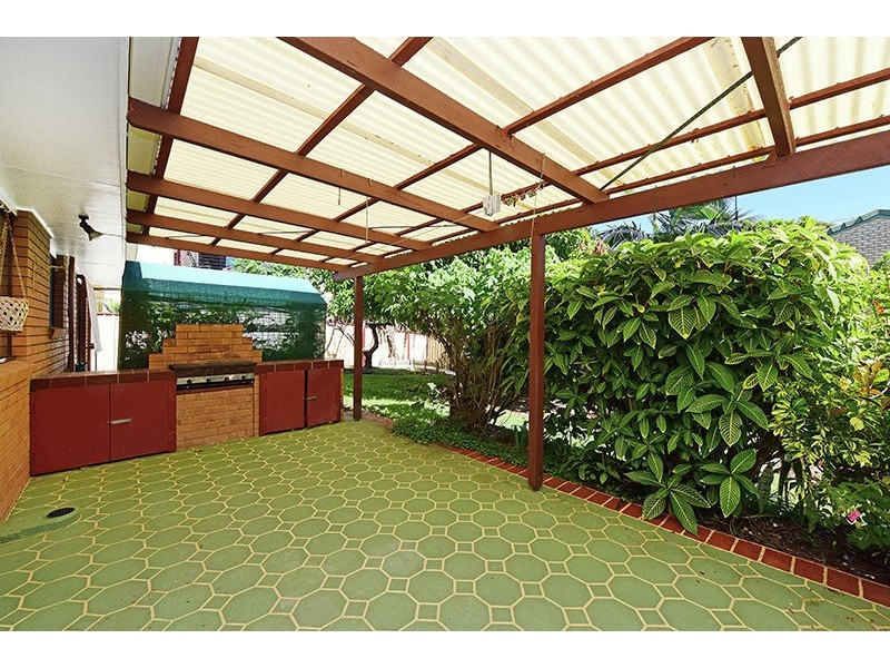 27 Hodgens Street, Caloundra QLD 4551