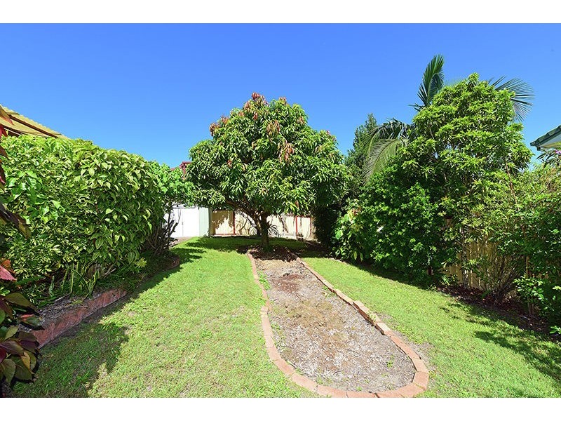 27 Hodgens Street, Caloundra QLD 4551