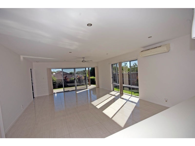 Little Mountain QLD 4551