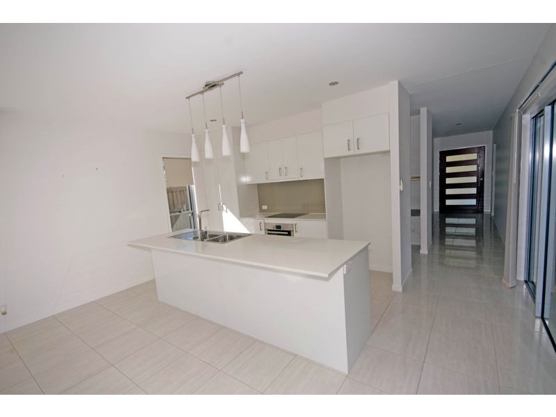 Little Mountain QLD 4551