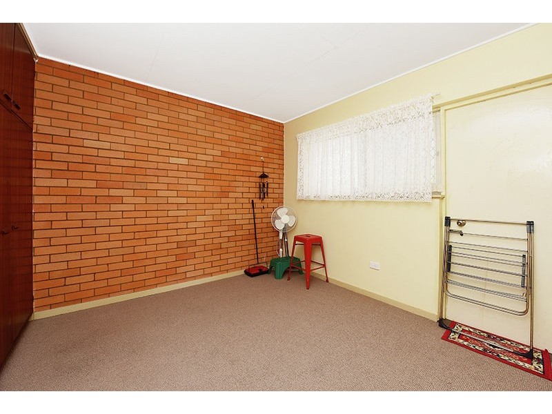 15 Dingle Avenue, Kings Beach QLD 4551