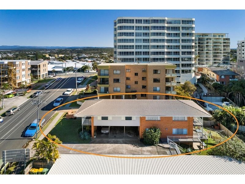 15 Dingle Avenue, Kings Beach QLD 4551