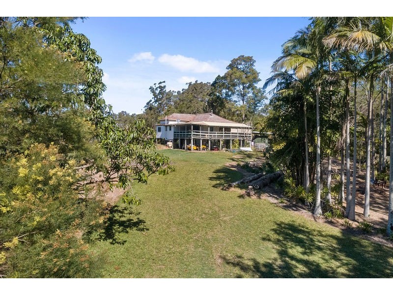 2 Brenda Court, Mooloolah Valley QLD 4553